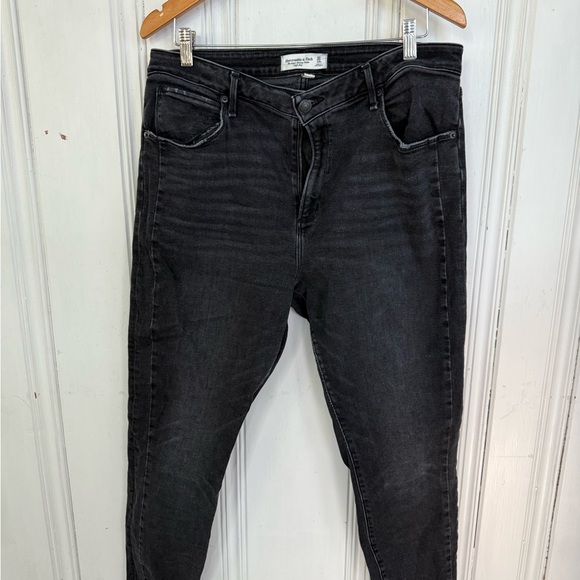 Abercrombie & Fitch Denim - Abercrombie curve love skinny high rise jeans